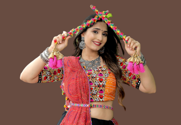 Dressing Up For Navratri<br>6 Tips To Help You Get It Right