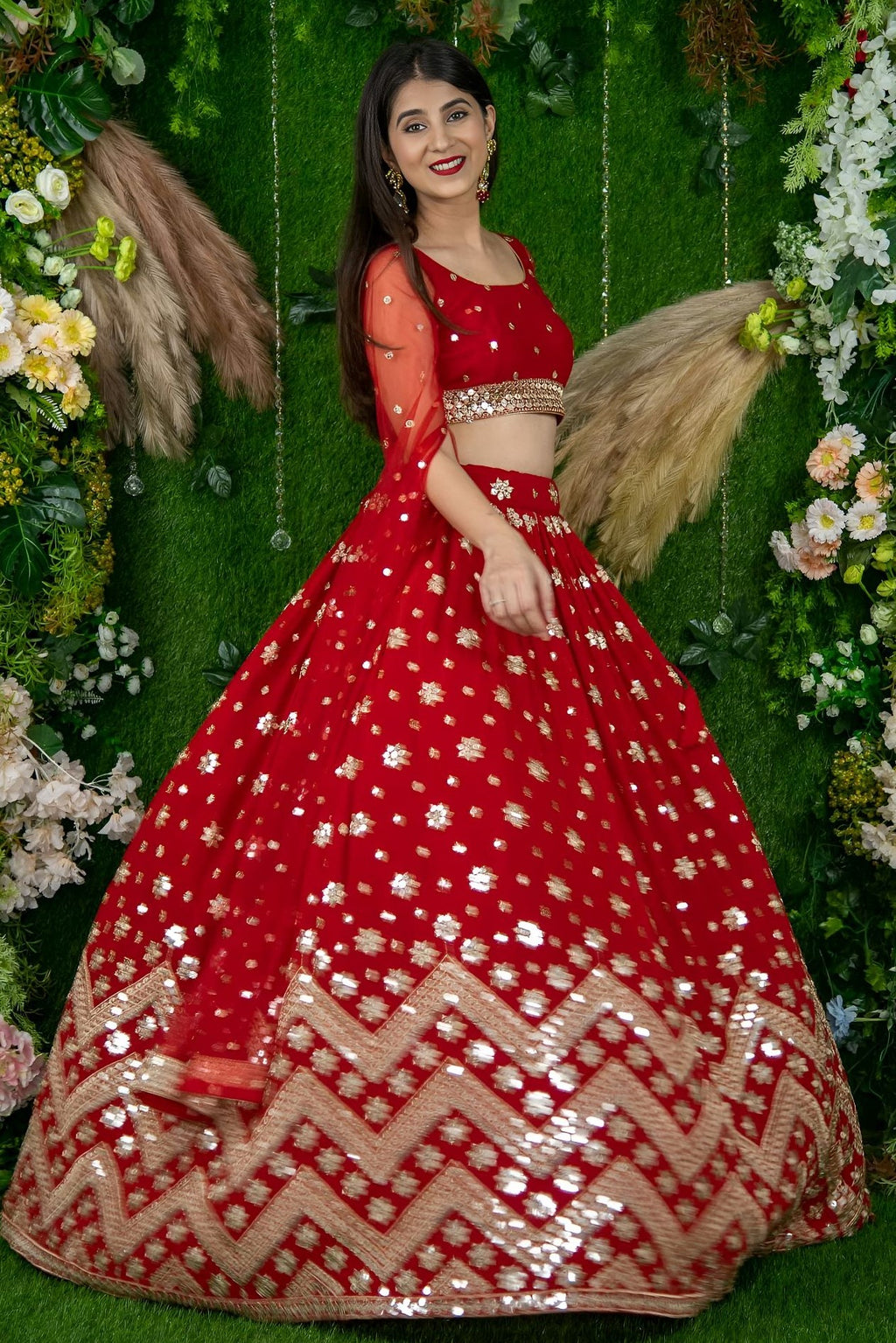 Red Folder Mese Lena He Reception Lehenga Choli with Zari Work