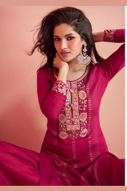 Red Silk Salwar Kameez Suit For Indian Festivals & Pakistani Weddings - Thread Embroidery Work