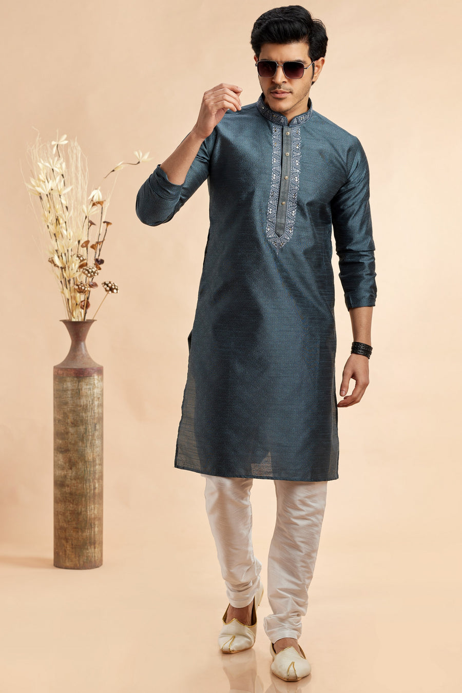 Dark Gray Jacquard Silk Plain Straight Kurta Pajama for Men for Festival & Weddings - Embroidery Work