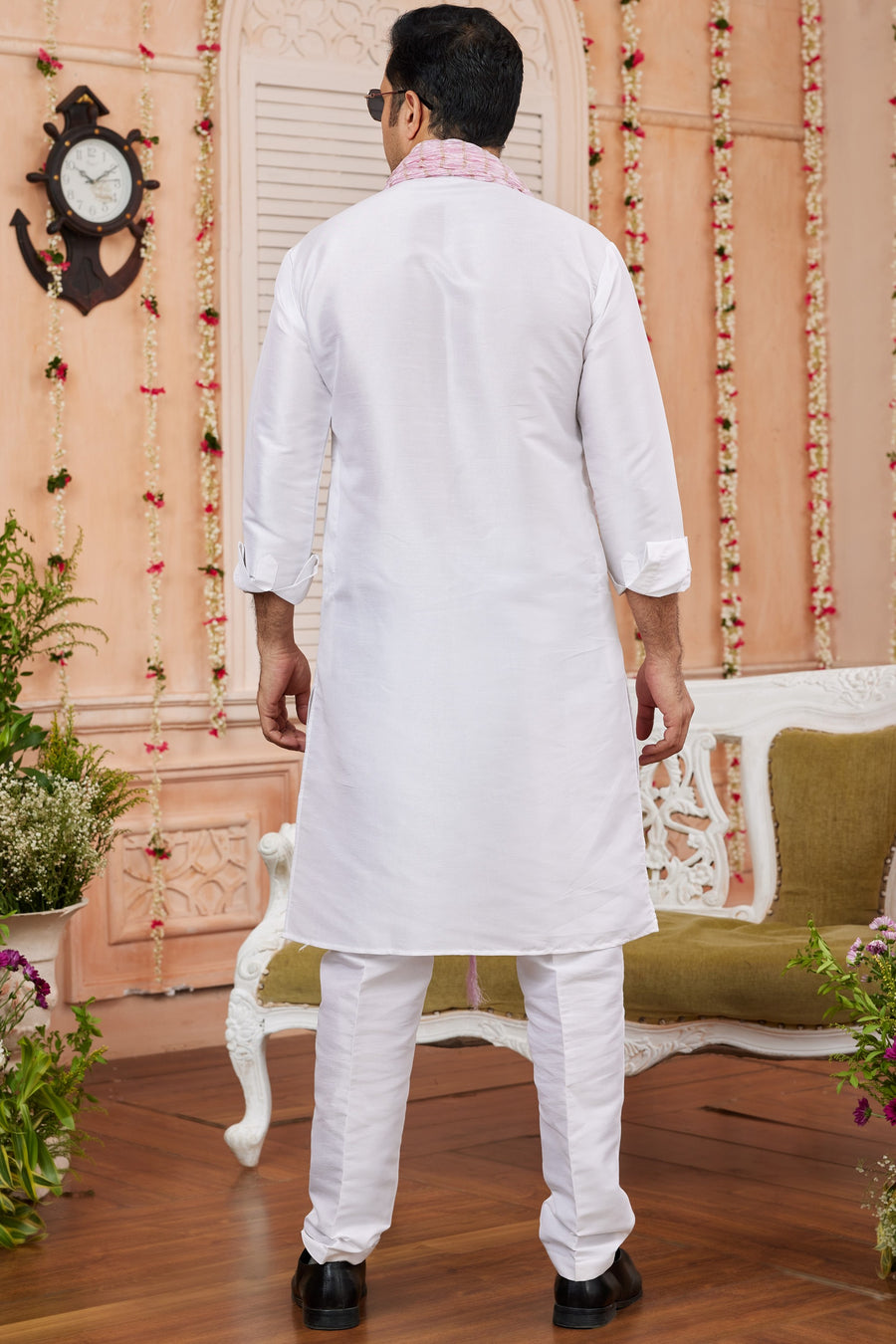 White Art Silk Plain Kurta Pajama with Stole Scarf for Men for Festivals & Weddings