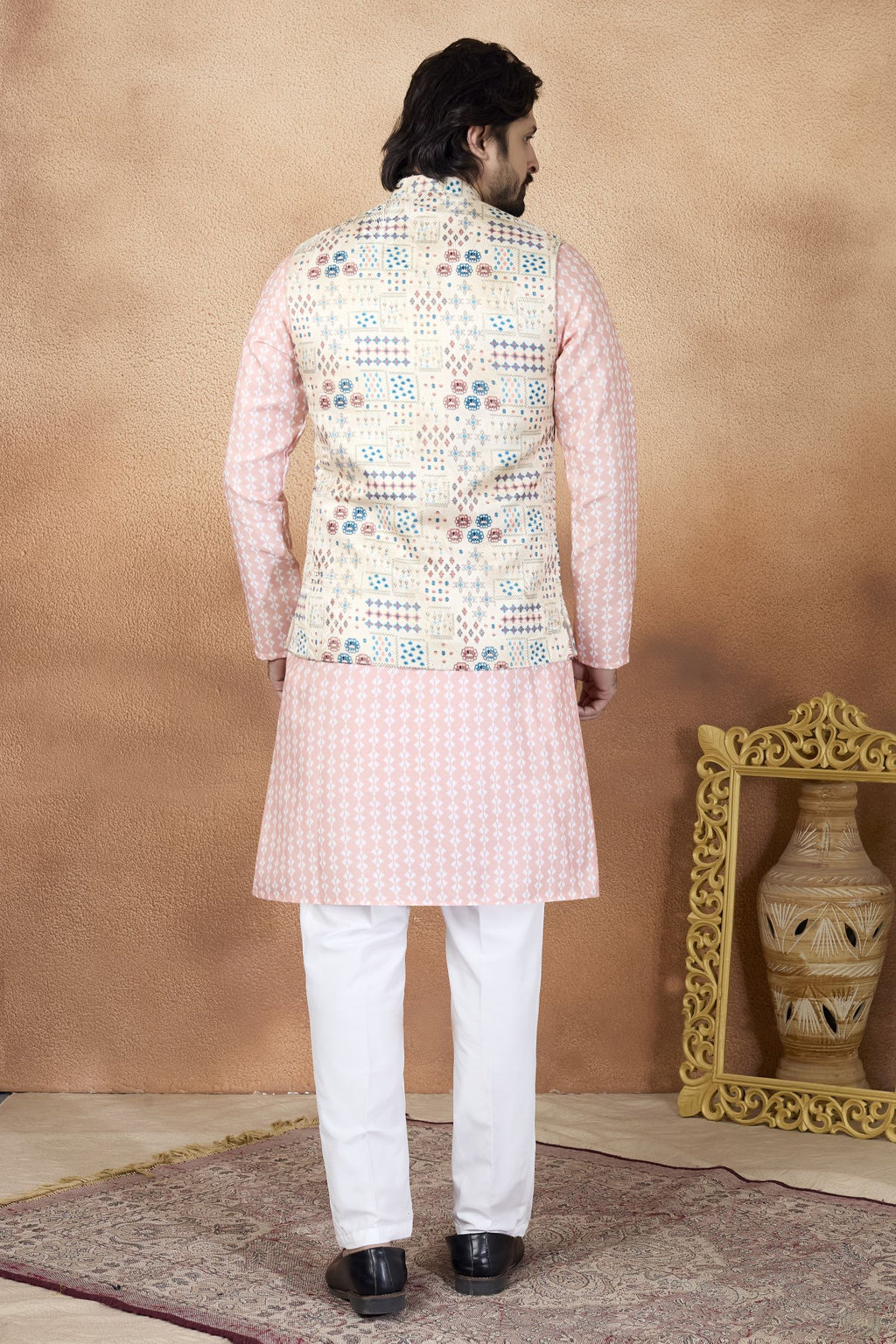 Pink Art Silk Kurta Pajama for Traditional Indian Attire Men with Jacquard Work