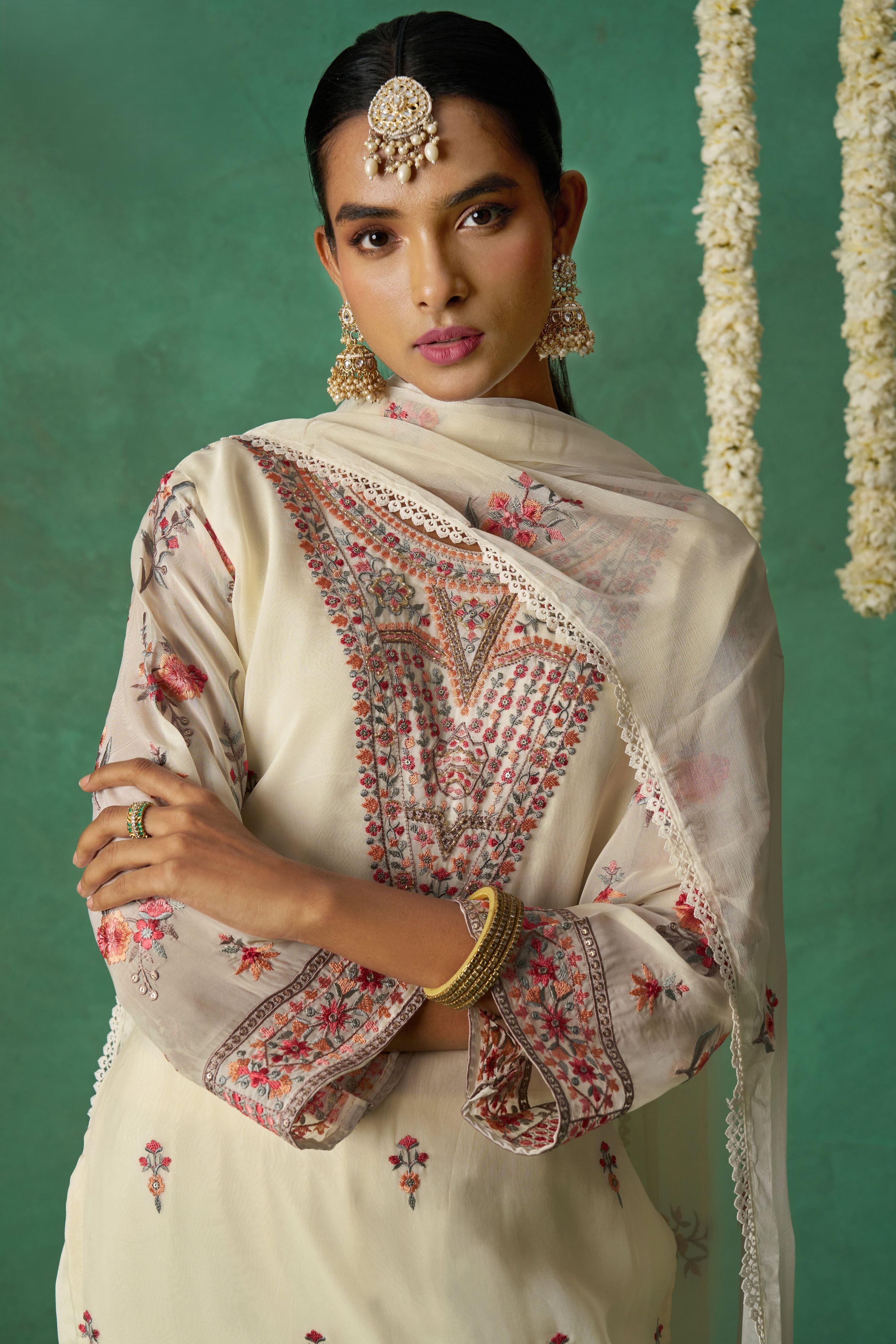 White Organza Kameez with Pant & Chiffon Dupatta For Ladies Indian Festivals & Weddings - Thread Embroidery Work