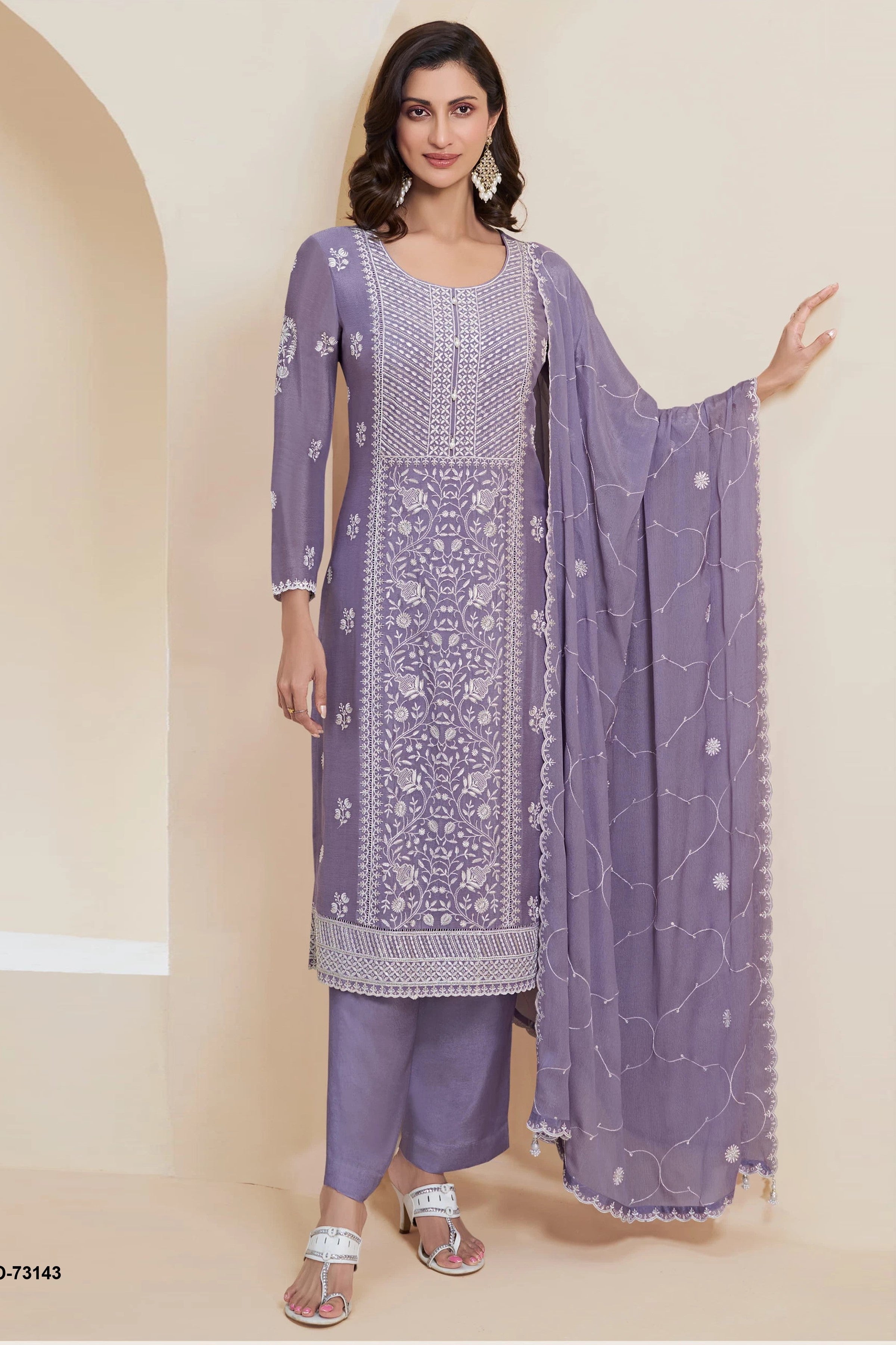 Purple Georgette Kameez With Pant For Indian & Pakistani Wedding Festival - Thread & Sequence Embroidery