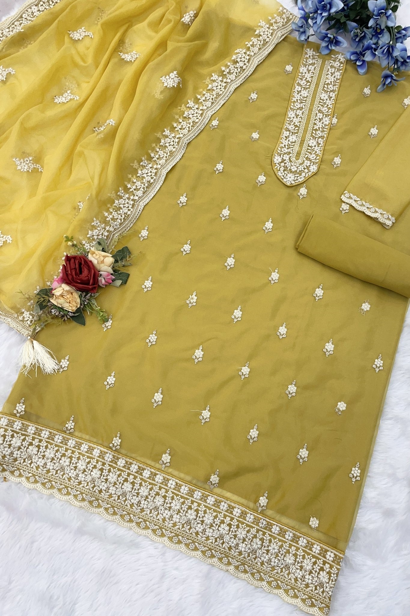 Yellow Organza Silk Kameez With Pant For Indian & Pakistani Wedding Festival - Embroidery Work