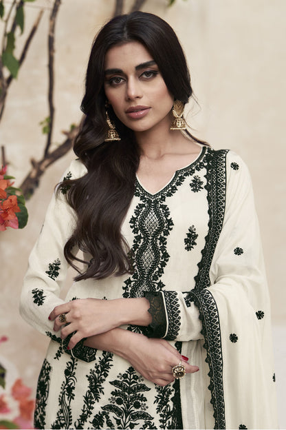 Cream Chinon Silk Pakistani Salwar Kameez For Indian Festivals & Weddings - Thread Embroidery Work