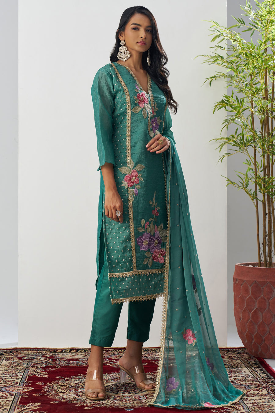 Green Crush Silk Straight Suit Kameez With Pant For Indian & Pakistani Wedding Festival - Embroidery Work