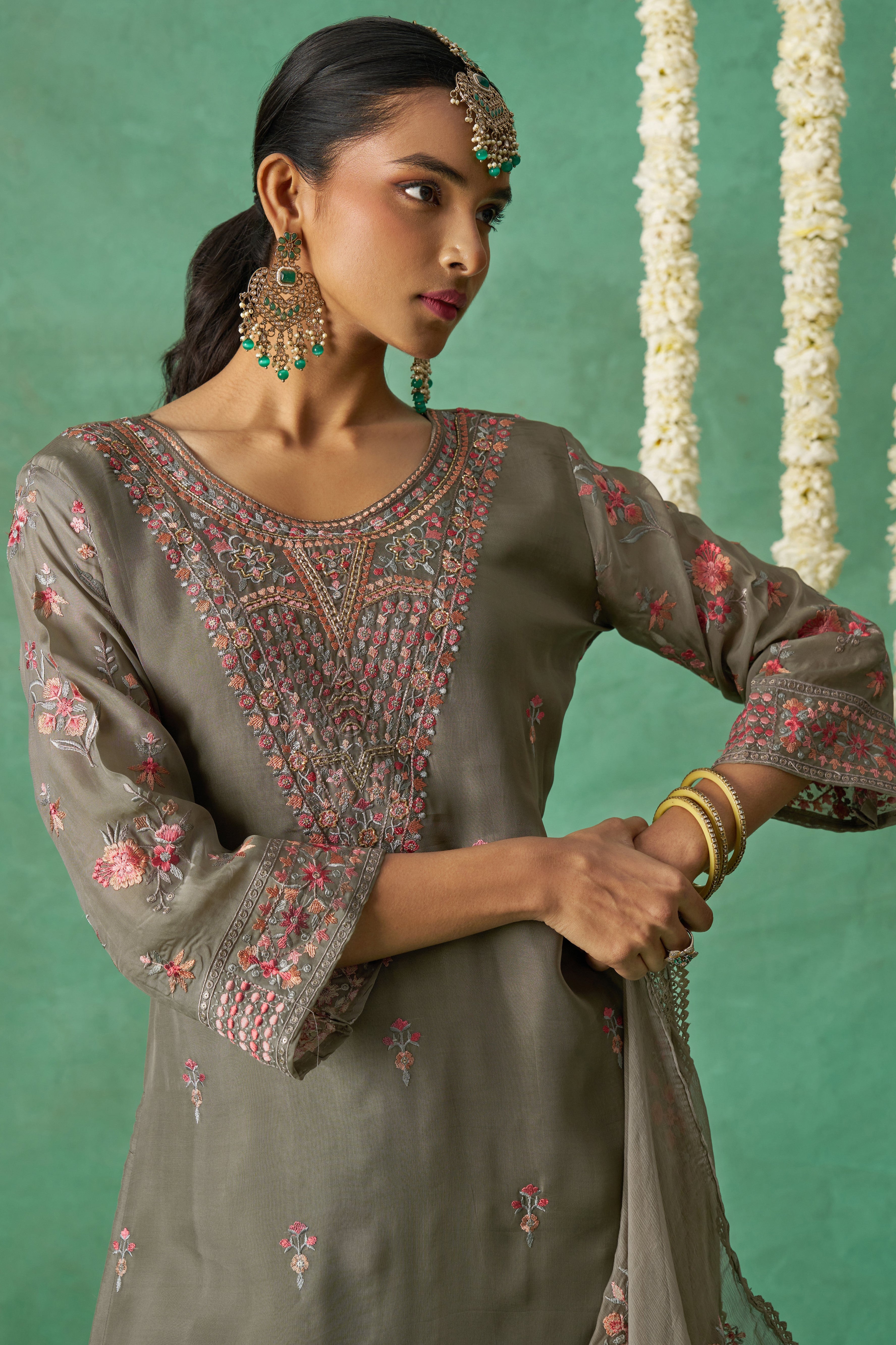 Gray Organza Kameez with Pant & Chiffon Dupatta For Ladies Indian Festivals & Weddings - Thread Embroidery Work