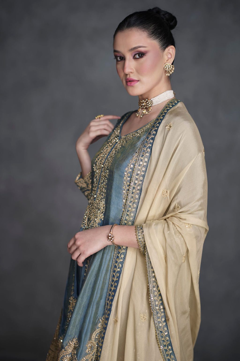 Grey Organza Salwar Kameez For Indian Suit Festivals & Pakistani Weddings - Embroidery Work