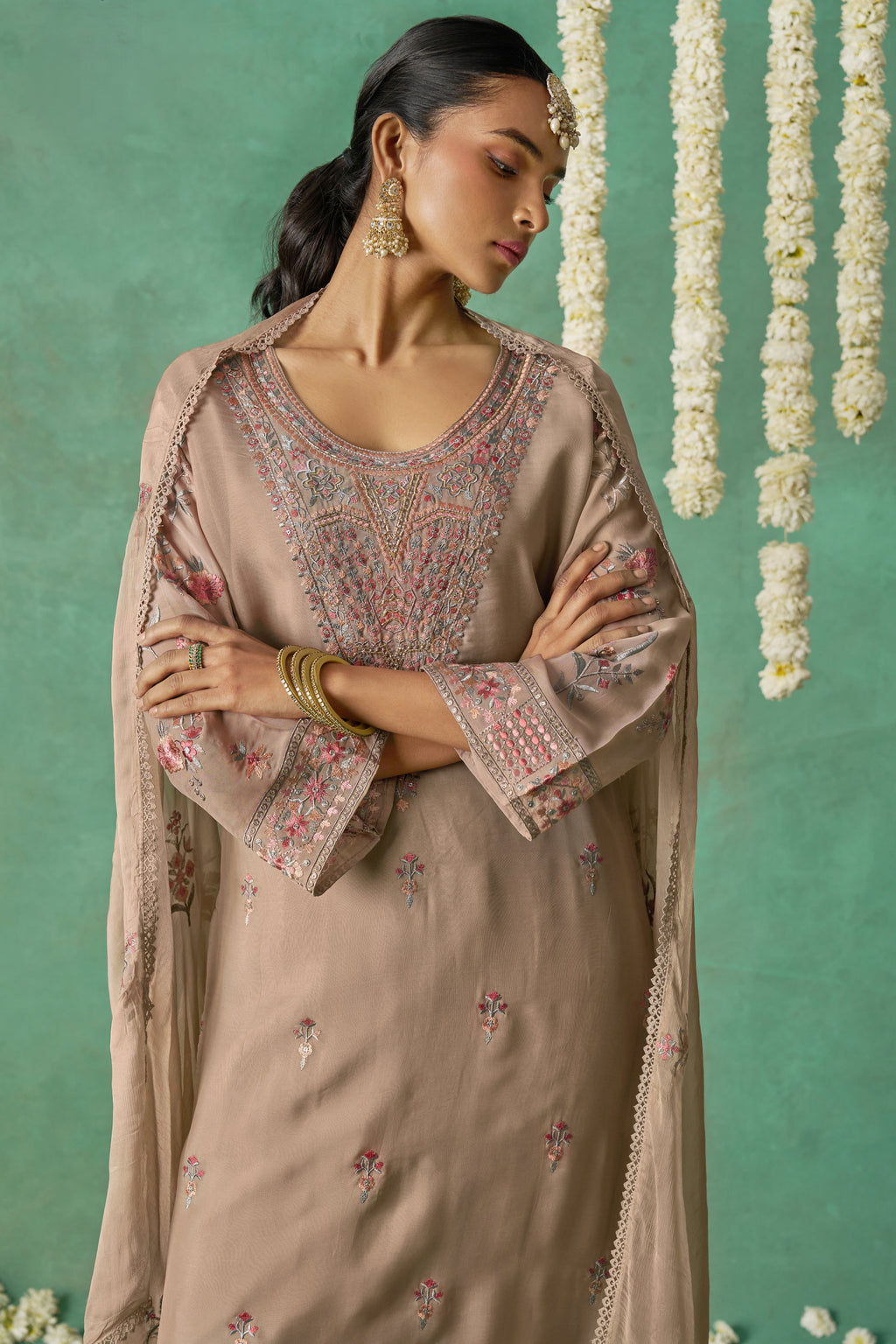 Dusty Rose Organza Kameez with Pant & Chiffon Dupatta For Ladies Indian Festivals & Weddings - Thread Embroidery Work