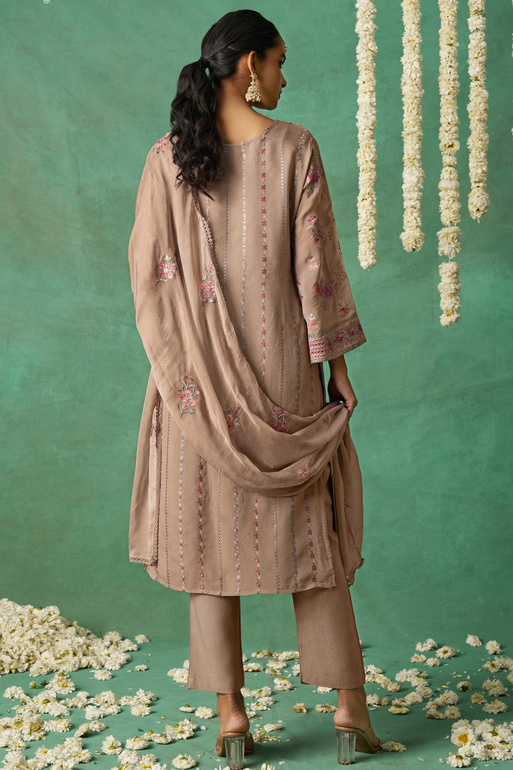 Dusty Rose Organza Kameez with Pant & Chiffon Dupatta For Ladies Indian Festivals & Weddings - Thread Embroidery Work