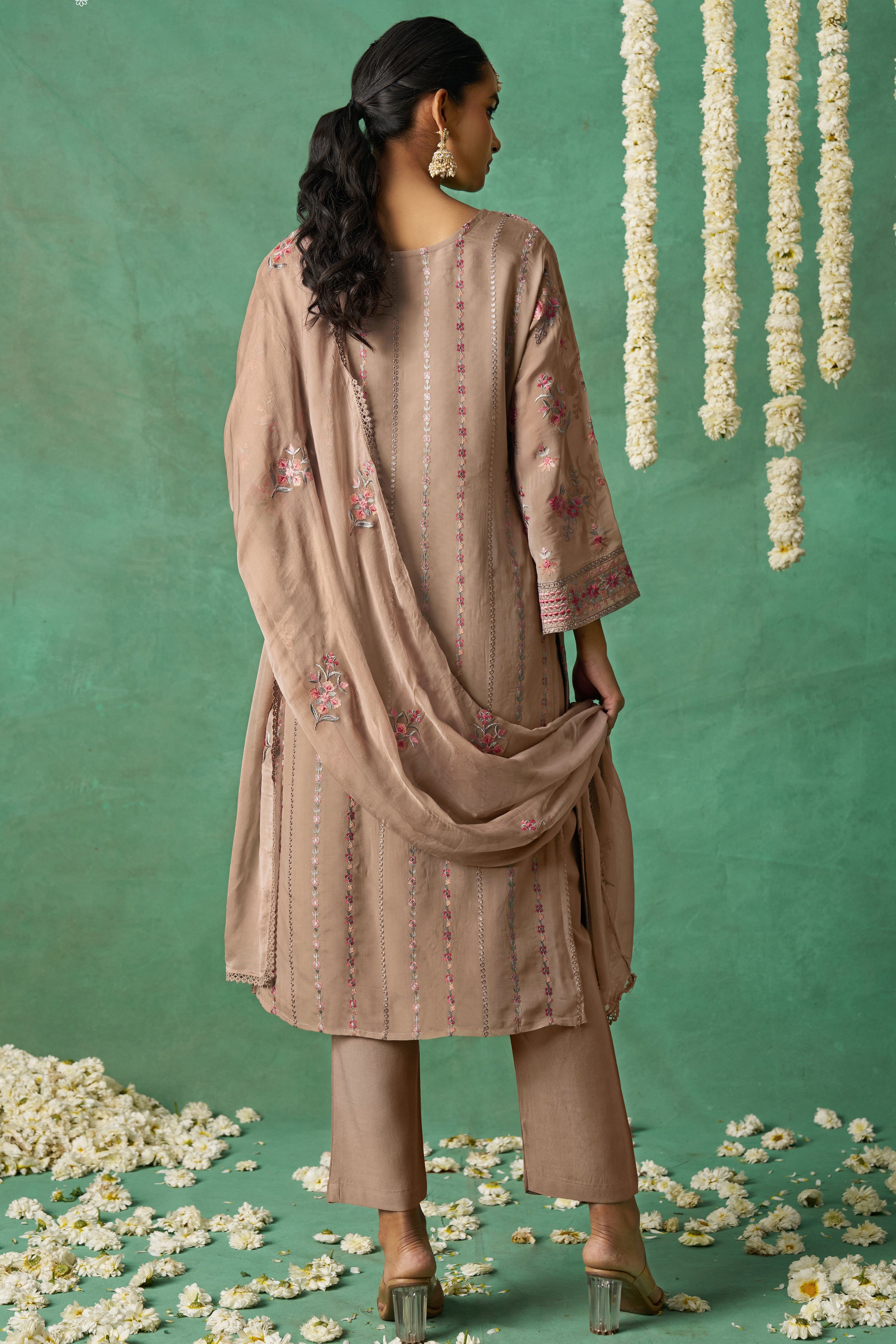 Dusty Rose Organza Kameez with Pant & Chiffon Dupatta For Ladies Indian Festivals & Weddings - Thread Embroidery Work