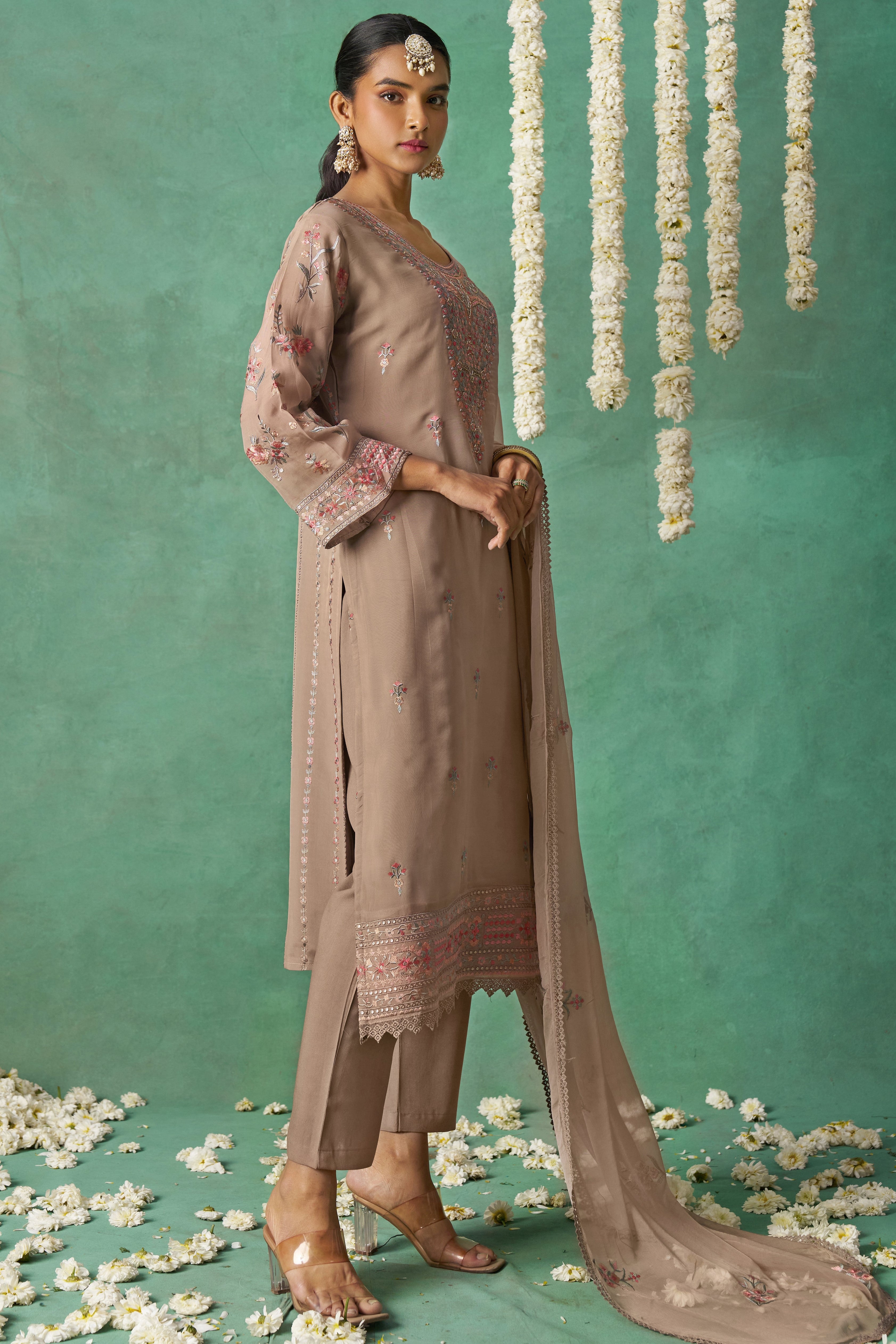 Dusty Rose Organza Kameez with Pant & Chiffon Dupatta For Ladies Indian Festivals & Weddings - Thread Embroidery Work