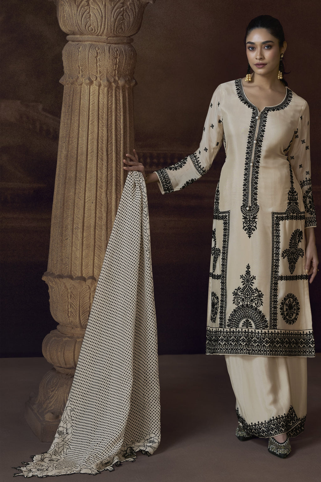 Off White Chinon Silk Kameez with Pant For Indian Festivals & Weddings - Embroidery Work