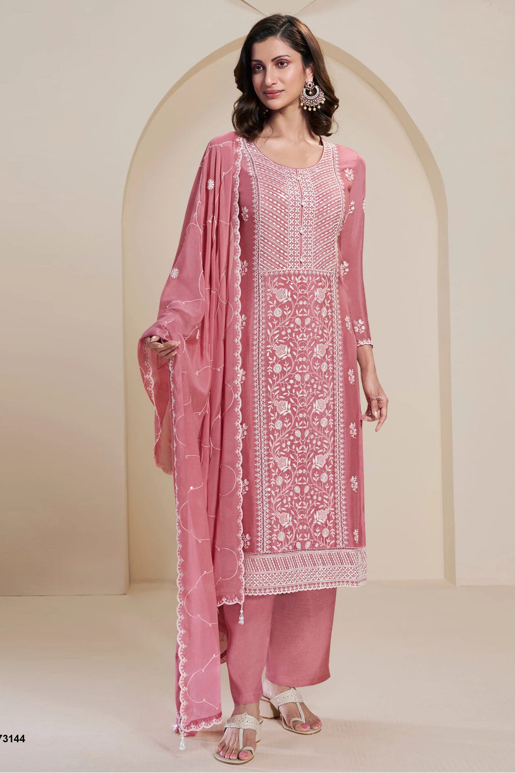 Pink Georgette Kameez With Pant For Indian & Pakistani Wedding Festival - Thread & Sequence Embroidery