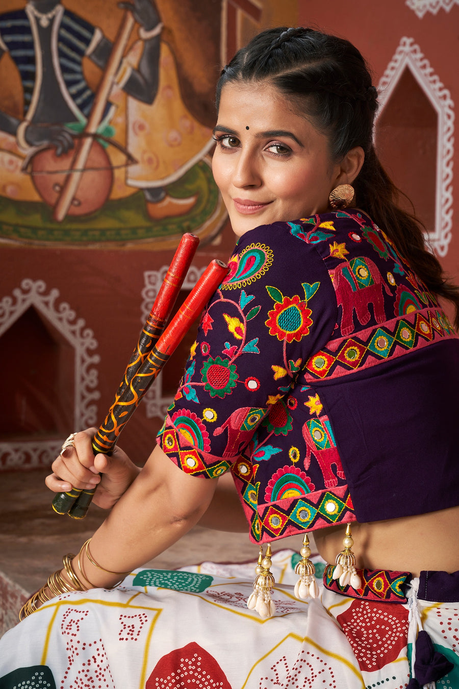 White Maska Silk Chaniya Choli with Jacket For Navratri Garba Festival 7 Meter Flair - Thread Embroidery Work, Real Mirror Work