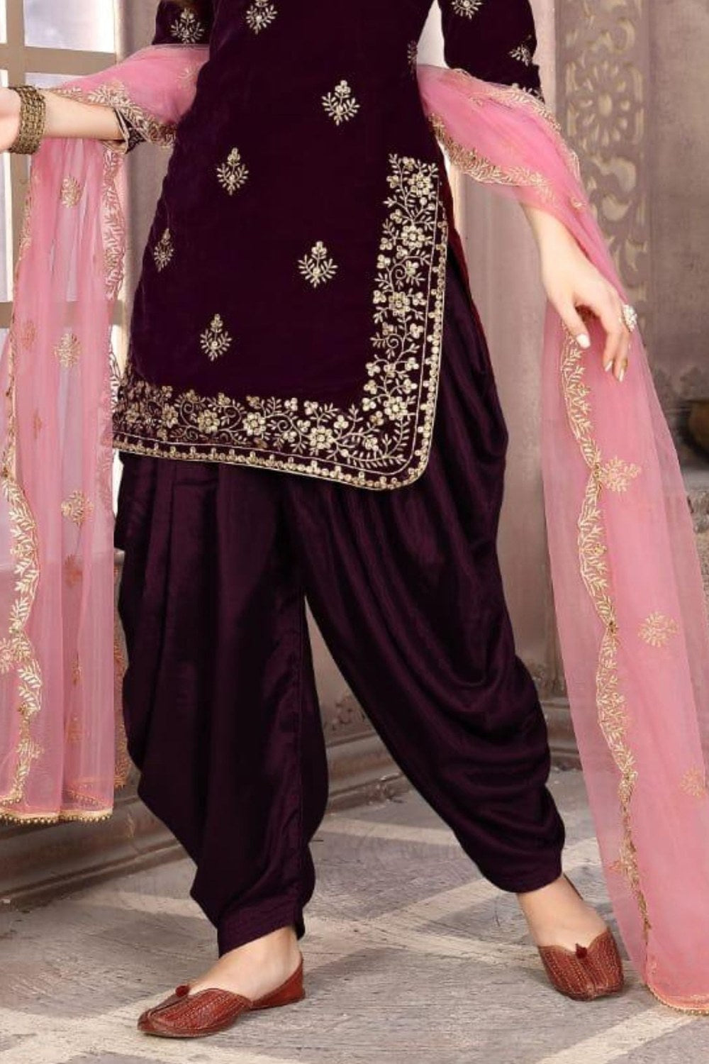 Dark Purple Velvet Punjabi Patiyala Suit  For Indian Festivals & Weddings - Embroidery Work - hem and footwear detail