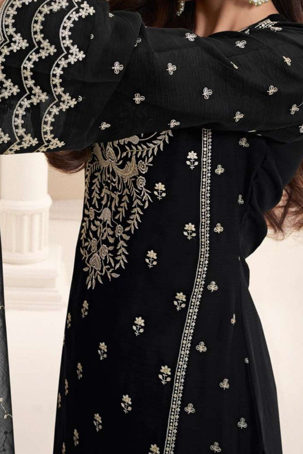 Black Chiffon Silk Long Kameez Pant Suit For Indian Festivals & Weddings - Embroidery Work - hem and footwear detail