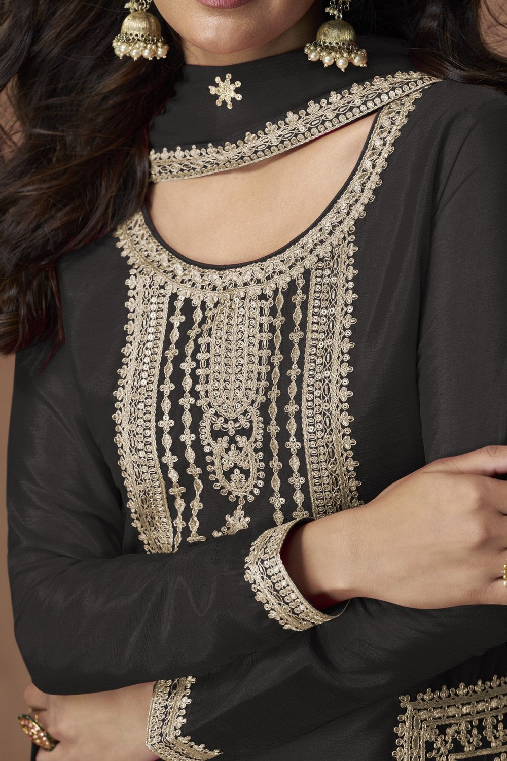 Black Chinon Silk Plazo Suit For Indian & Pakistani Wedding Festival - Embroidery Work - hem and footwear detail