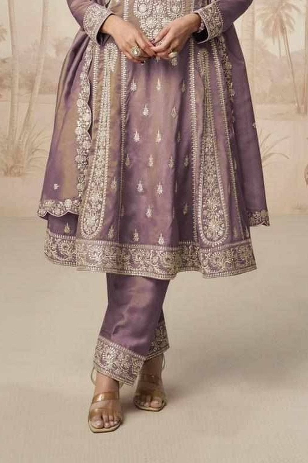 Mauve Purple Simmer Silk Kameez With Pant For Indian & Pakistani Wedding Festival - Embroidery Work - hem and footwear detail